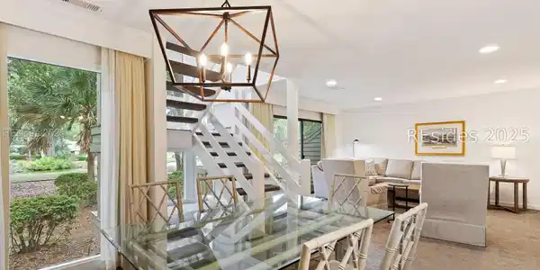 70 Lighthouse Road