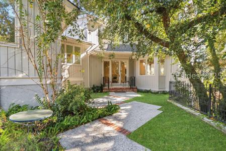 12 Oyster Landing Lane