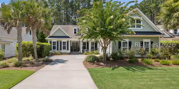 33 Driftwood Court W