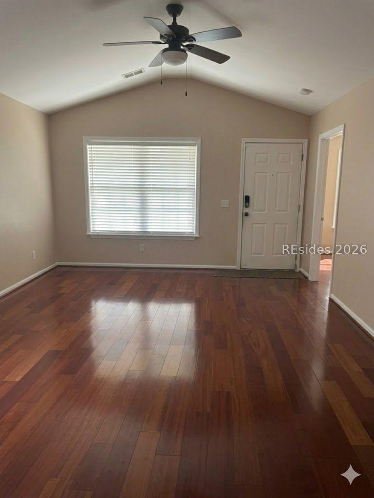 Image 3: great room Image 3: great room