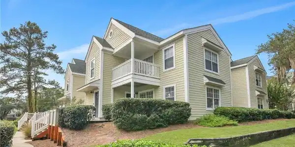 20 Old South Court