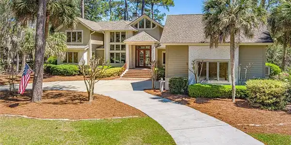 47 Heritage Road