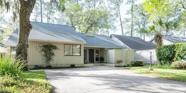 32 Water Oak Drive
