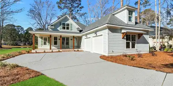 30 Fairway Drive