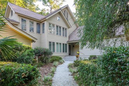 91 Winding Oak Drive