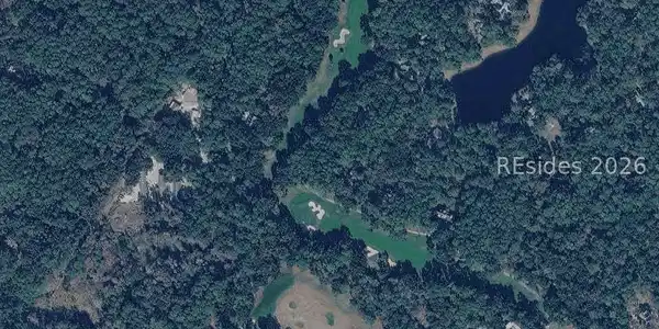 5 Pine Swallow Court
