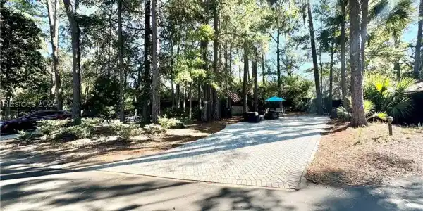 133 Arrow Rd #328