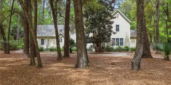 6 Outer Banks Way