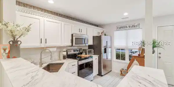 258 North Circle