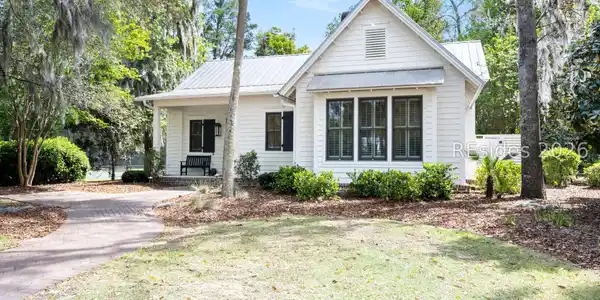 10 Rumford Lane