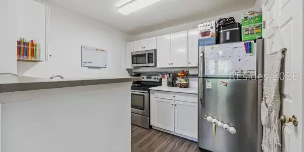 Image 3 Image 3