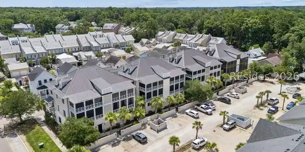 Image 3: Ample parking behind building