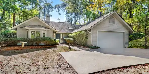 8 Adventure Galley Lane