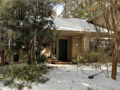 3 Beachwood Drive
