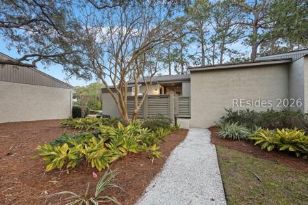 226 S Sea Pines Drive