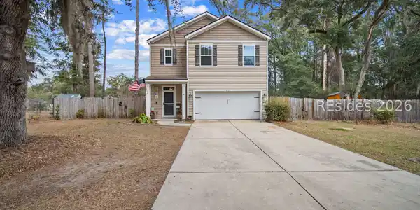 4915 Breeze Way