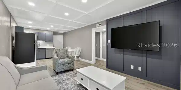 21 Lagoon Road