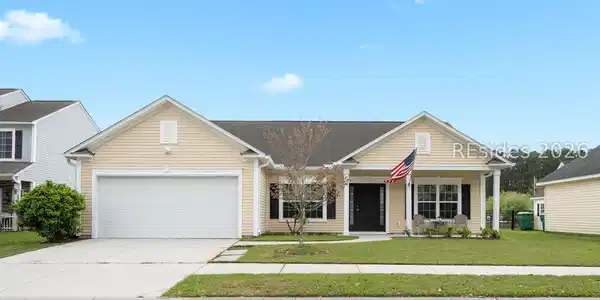 16 Savannah Oak Drive