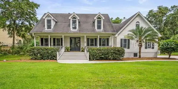 30 Dolphin Point Drive