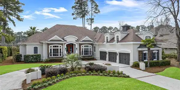 18 Holly Grove Road