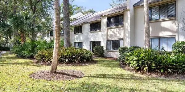 25 Deallyon Avenue