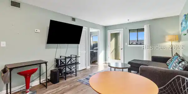 663 William Hilton Parkway