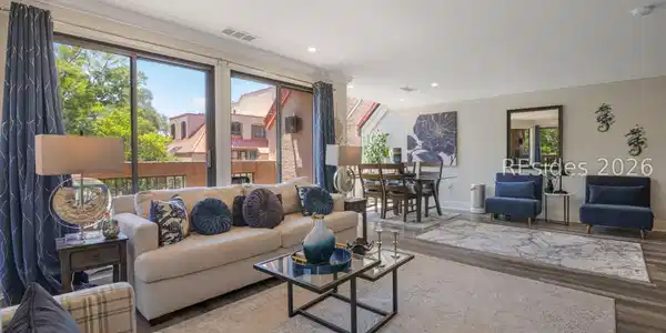 13 Harbourside Lane