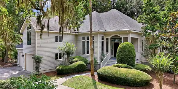 2 Cottage Court