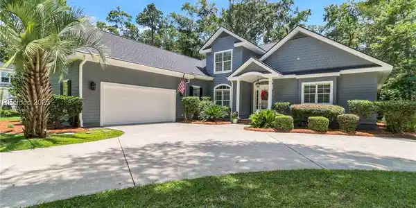 7 Greenwood Drive