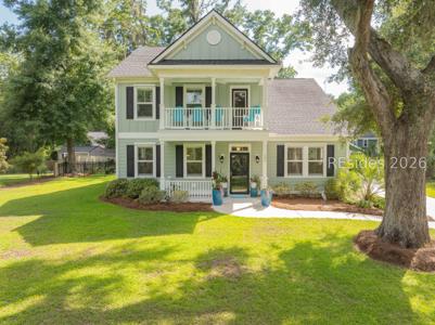 203 Black Skimmer Drive W