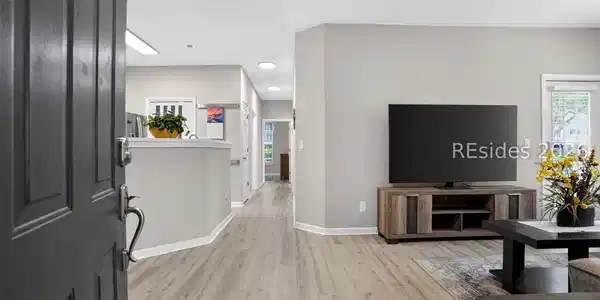100 Kensington Boulevard