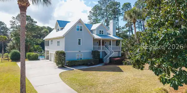 22 Blue Heron Point