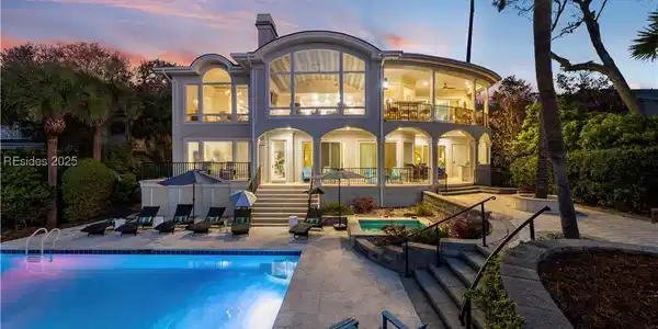 11 Armada Street
