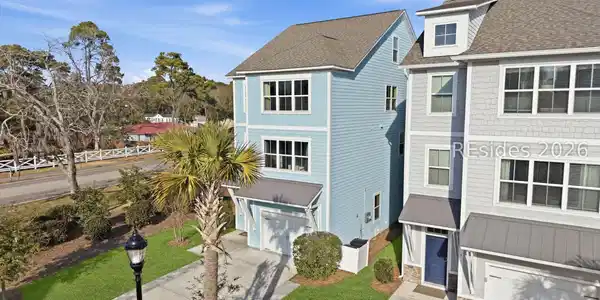 1 Broad View Lane