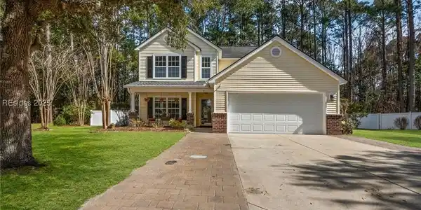 5 Hemlock Court