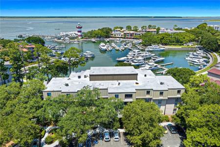 18 Lighthouse Lane