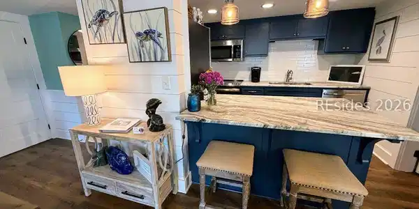 10 S Forest Beach Drive