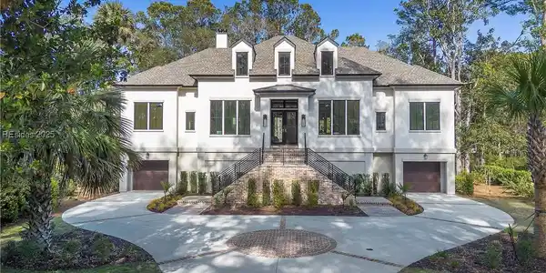17 Oxford Drive