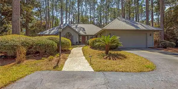 1 Bridle Court
