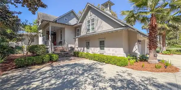 3 Mockingbird Lane