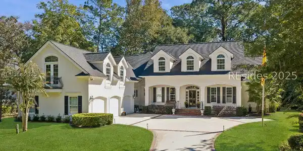 688 Colonial Drive