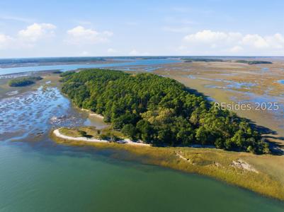 12 Rose Island