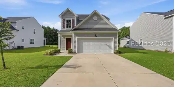 7 Woodland Court