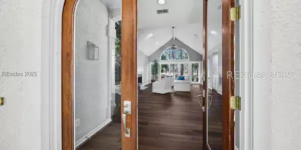 34 Golden Hind Drive