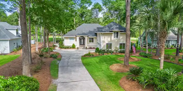 28 Fairway Drive