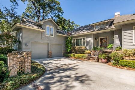 13 Pine Island Road
