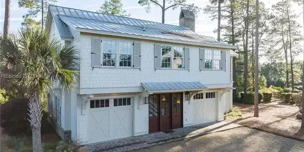 12 Wolf Tree Road