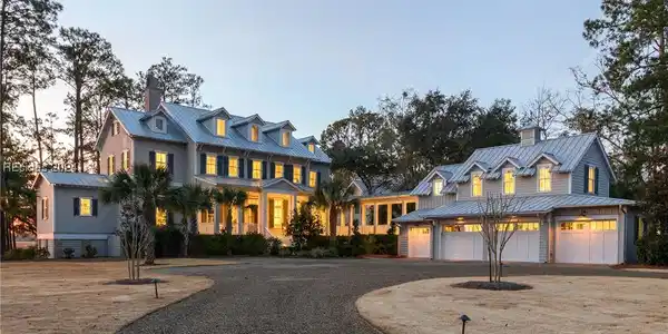 213 Davies Road
