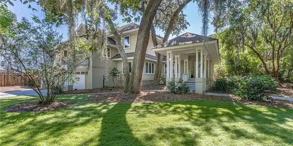 30 Firethorn Lane