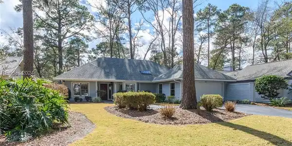 19 Chickadee Road